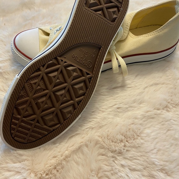 Converse 9 & 9.5 Men’s - Picture 6 of 6